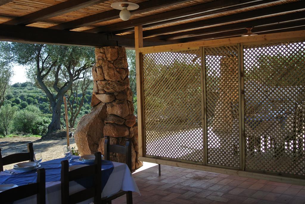 Villa Casa La Vela Cala Liberotto Habitación foto