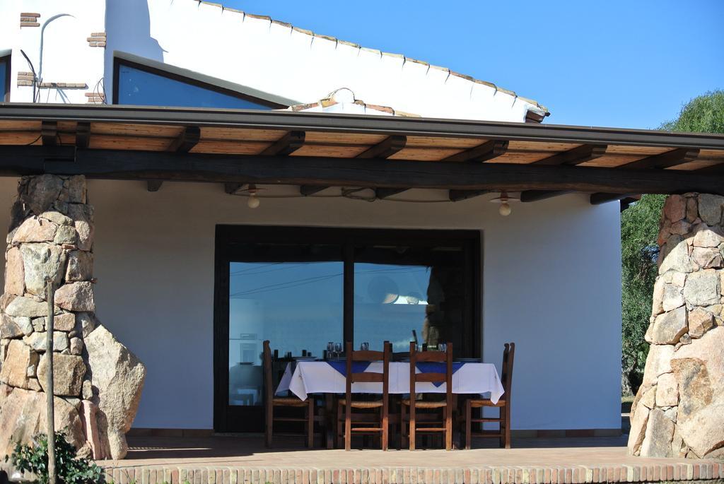 Villa Casa La Vela Cala Liberotto Habitación foto